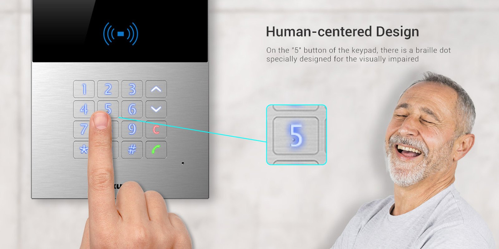 Visitor using the Akuvox R28A keypad