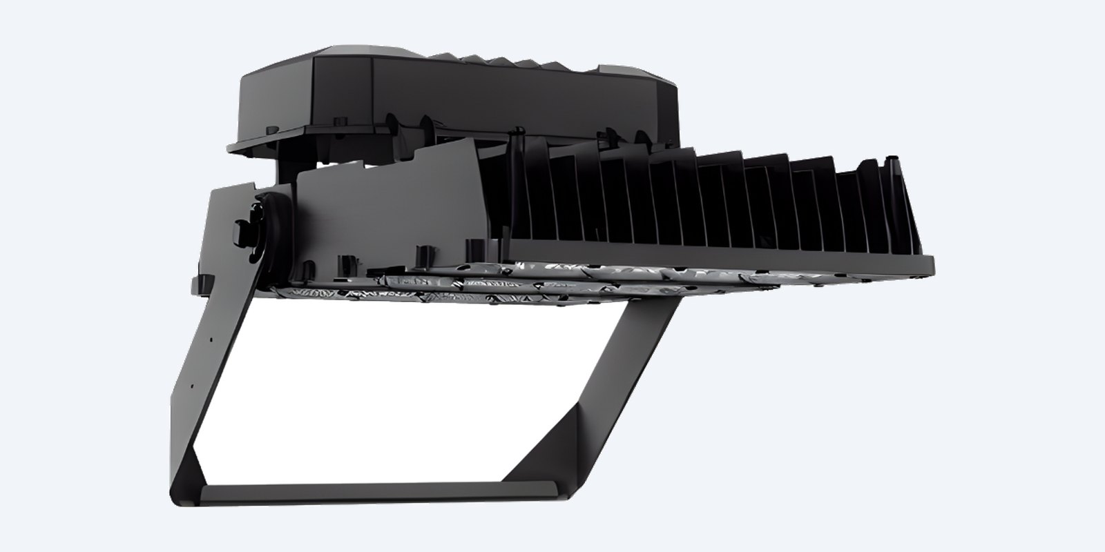 Rapid LED R3077-600 side view, finned heat sink and bracket
