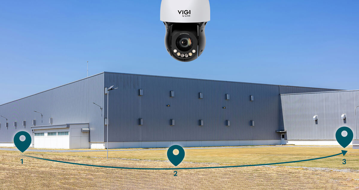 Camera resuming patrol automatically after power interruption