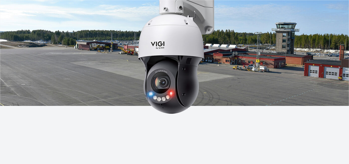 TP-Link VIGI InSight PTZ5425 protecting a commercial site at dusk
